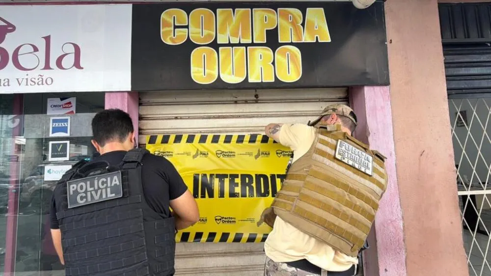 Polícia interdita novamente loja suspeita de receptação joias de ouro oriundas de crimes em Teresina.