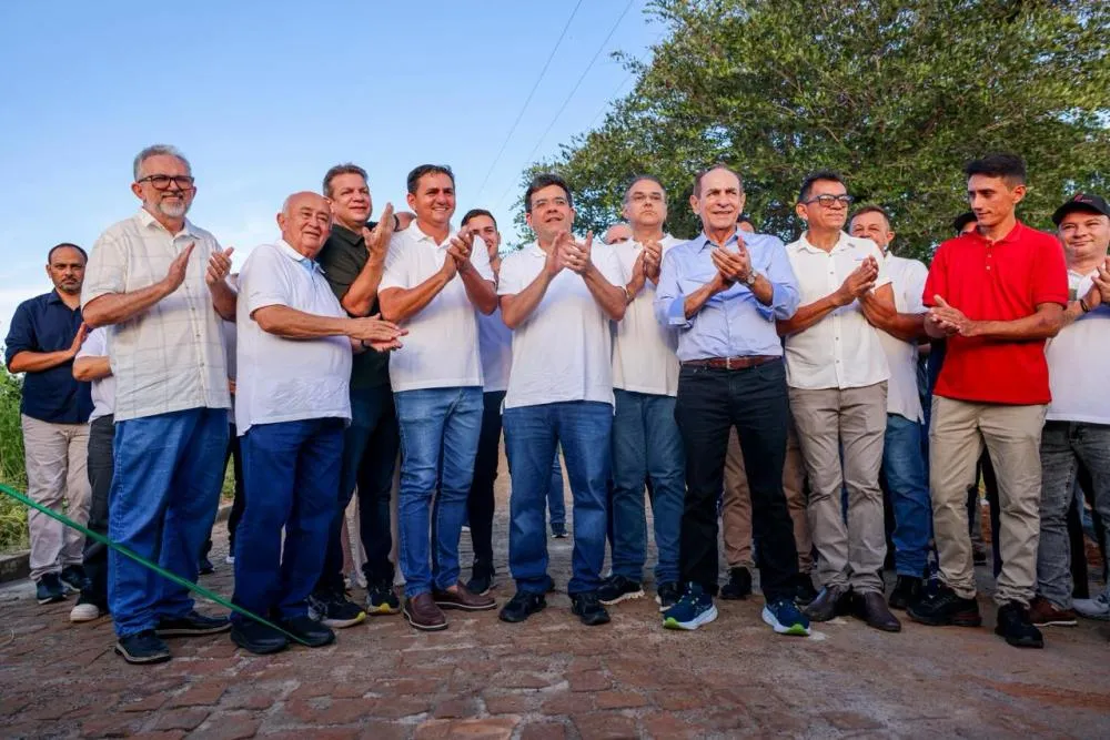 Em Jatobá, Rafael Fonteles entrega obra de mobilidade e celebra R$ 6,1 milhões em novos investimentos no município.