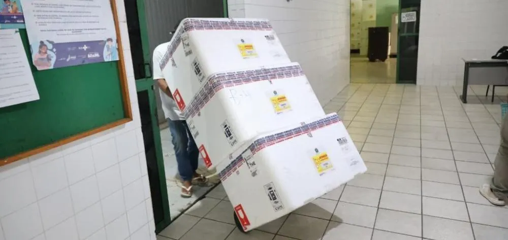 Sesapi distribui mais de 40 mil doses de vacina contra Covid-19 a municípios piauienses.