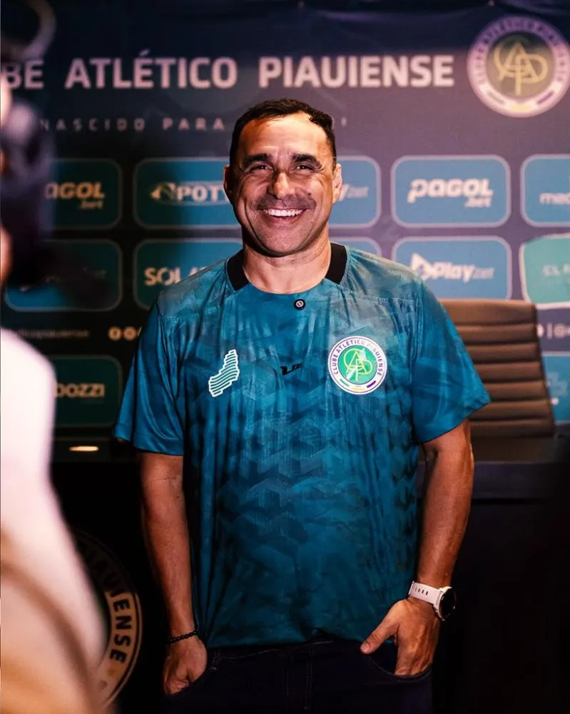 Deividy Hadson é apresentado como novo treinador do Atlético Piauiense de Futsal.