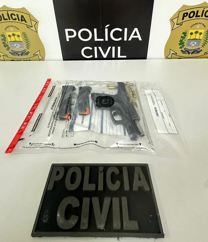Homem é preso com arma de uso restrito durante operação na zona Sul de Teresina.