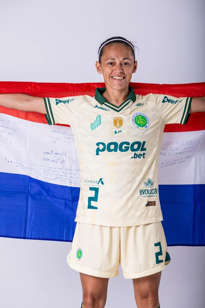 Dulce Quintana Lateral do Atlético-PI, é convocada para seleção do Paraguai.