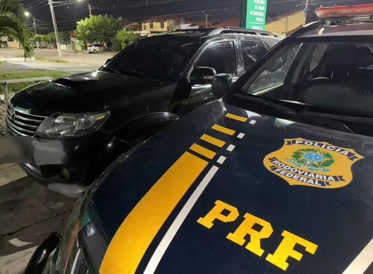 PRF recupera veículo horas após registro de ocorrência no litoral do Piauí.