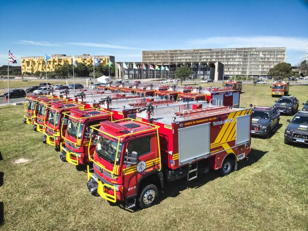 Piauí recebe veículos e equipamentos do Ministério da Justiça para fortalecer combate a incêndios florestais.