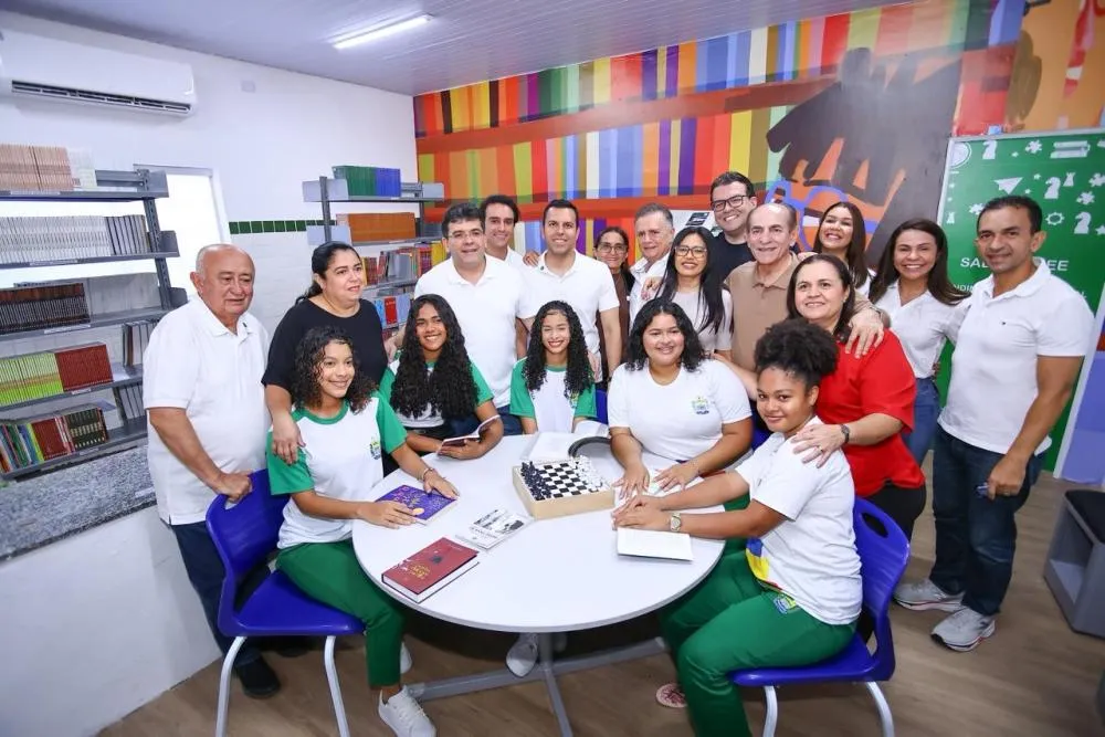 Rafael Fonteles entrega escola padrão ouro, anuncia asfaltamento e construção de ginásio poliesportivo em Passagem Franca.