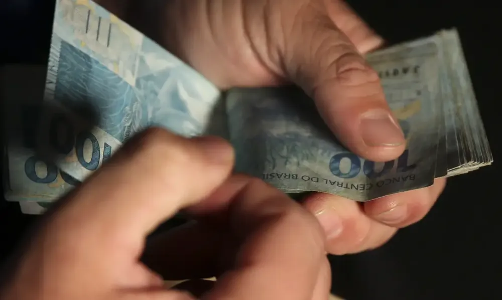 Fique ligado, o pagamento do Abono Salarial para nascidos em maio e junho começou hoje 15/06.