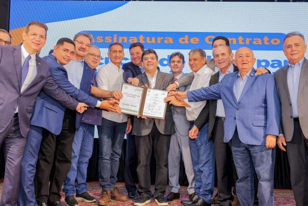 Jaicós recebe estádio, abastecimento de água e nova unidade de segurança em pacote de 39 obras estaduais.