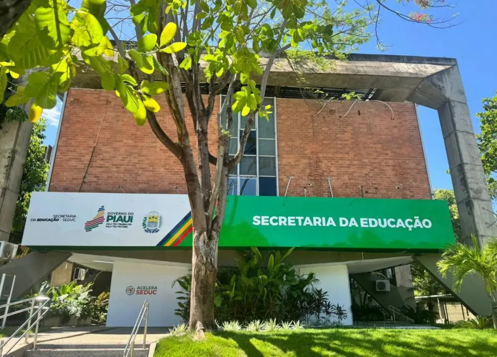 Seduc divulga resultado final do concurso para professor e convoca candidatos para prova didática.