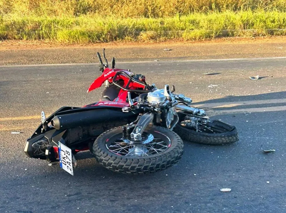 Jovem estudante de direito morre em acidente entre moto e carro na BR-316 em Picos.