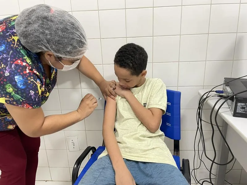 FMS convoca público de 10 a 14 anos para se vacinar contra a dengue em Teresina.