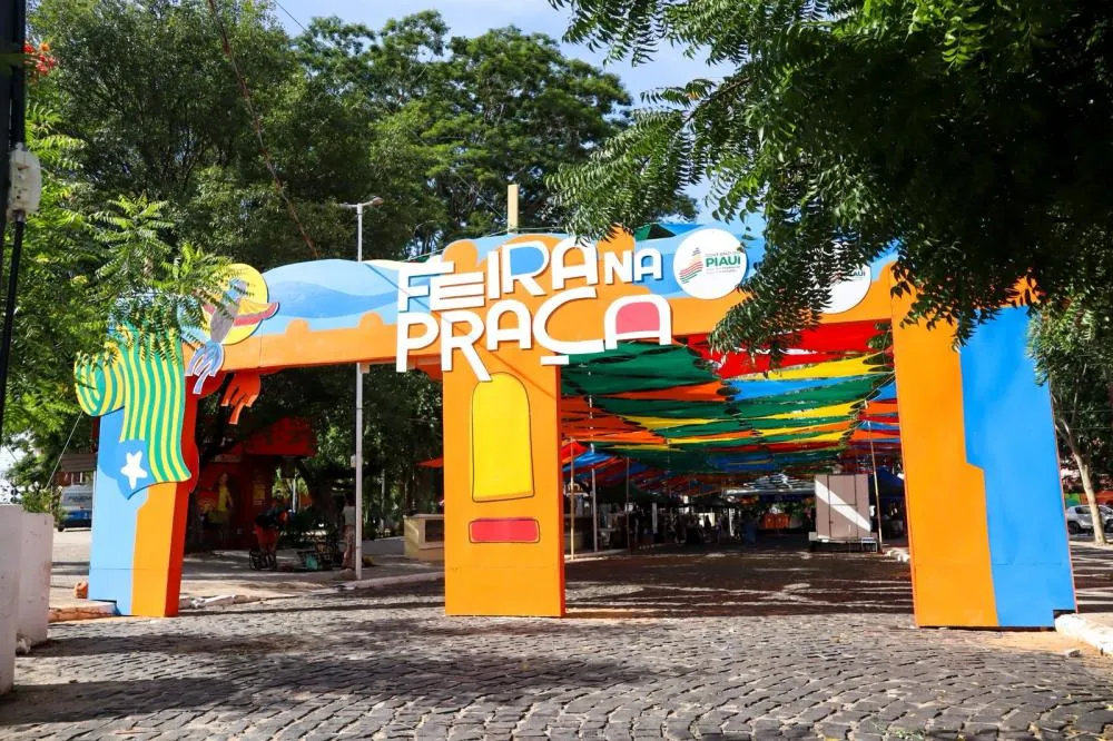 Feira na Praça deste domingo (31) celebra os 45 anos da Escola Estadual de Música com edição comemorativa.