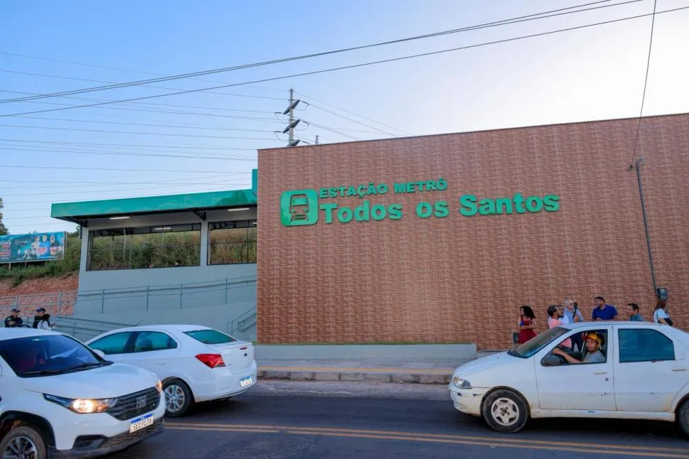 Governador Rafael Fonteles entrega mais uma estação do Metrô de Teresina na zona sudeste e dobra capacidade para até 10 mil usuários.