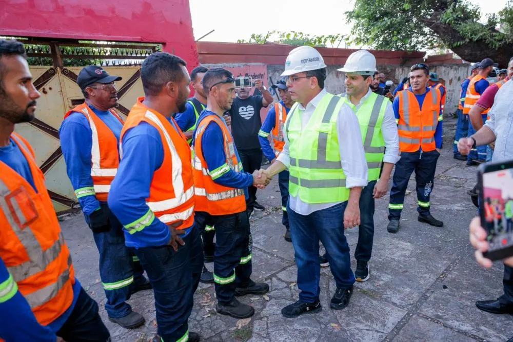 Governo do Estado já investiu mais de R$ 300 milhões em asfalto e calçamento de ruas em Teresina.