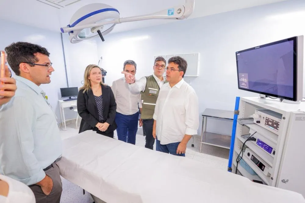 Governador Rafael Fonteles inaugura reforma do HGV com investimento de R$ 21 milhões na ampliação de salas de cirurgias e melhoria de serviços.