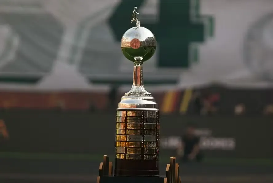 Copa Libertadores 2026 começa com seis brasileiros na disputa.