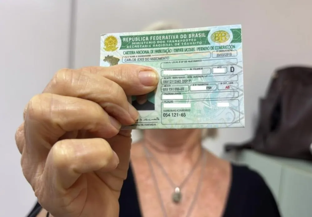 Renovação automática e gratuita da CNH já beneficiou mais de oito mil motoristas no Piauí.