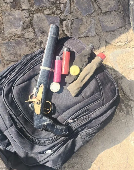 Em Picos-PI, PRF apreende arma de fogo artesanal durante fiscalização de ônibus.